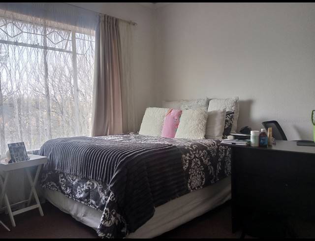 3 BEDROOM SECTIONAL TITLE FOR SALE IN BERTON PARK